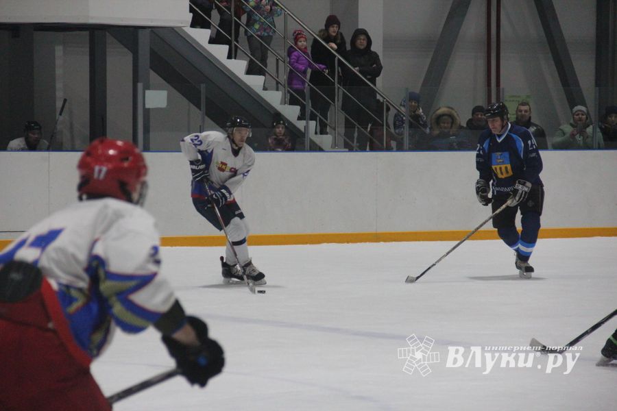 К «ЛукиСпорт» уступил с разницей в одну шайбу (ФОТО)