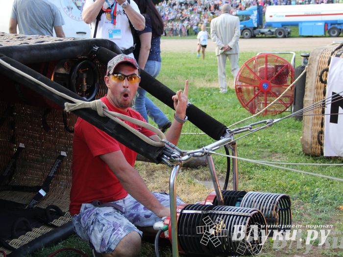 Открытие 19-й Международной встречи воздухоплавателей в Великих Луках