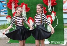 В Великих Луках чествовали близнецов (ФОТО)