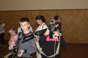 Псковские полицейские пригласили в гости детей из подшефного детдома (фото)