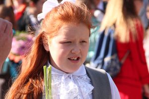 Самую многочисленную школу Великих Лук пополнили 116 первоклассников (ФОТО)