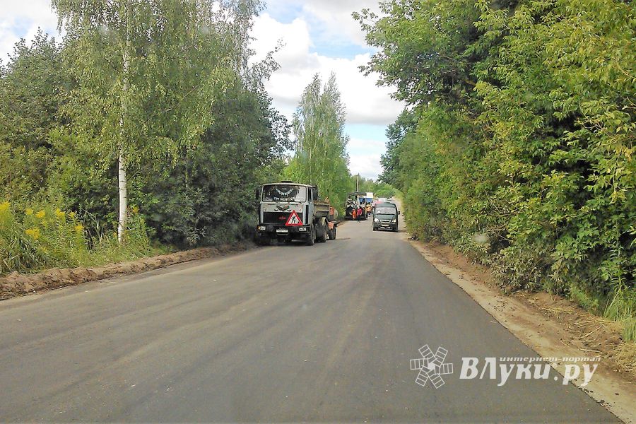 На кладбище по хорошей дороге (ФОТО)