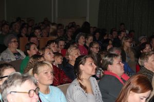 В ГДК им. Ленина прошёл концерт ко Дню матери (ФОТО)