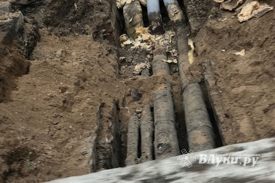 На пр. Гагарина меняют участок теплотрассы (ФОТО)