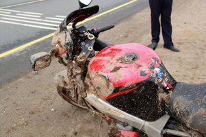 ДТП на трассе М-9: дорожные рабочие и гости из Волгограда (ФОТО)