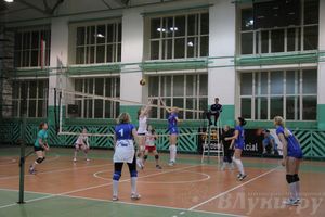 Женская команда «Спартак» стала обладателем Кубка города по волейболу (фото)