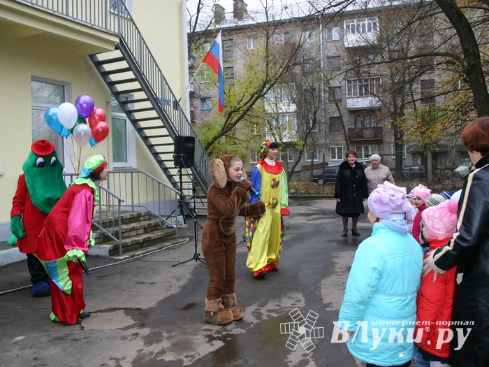 Губернатор области принял участие в торжественной церемонии открытия нового детского сада (ФОТО)