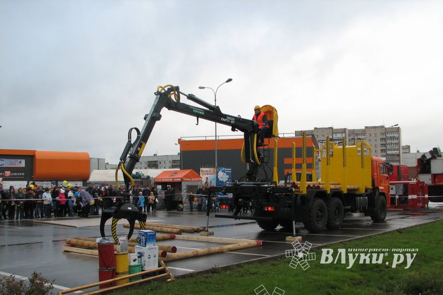 Международный конкурс профессионального мастерства «Лучший оператор гидроманипулятора – 2014»