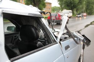 В Великих Луках столкнулись ВАЗ и Газель, есть пострадавшие (ФОТО)