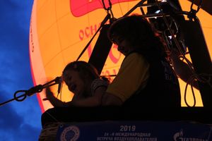 Ночным свечением аэростатов завершилась 24-я Международная встреча воздухоплавателей (ФОТО)