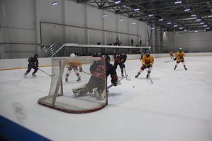 ХК «Луки-Экспресс» обошла псковскую «Гвардию» по буллитам (ФОТО)