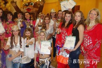 Коллектив «Жемчужная россыпь» удостоился награды на фестивале «Волна Успеха. Северная Венеция» (фото) 