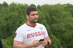 Великолучане провели зарядку с чемпионом (ФОТО)