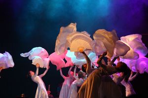 В ГДК им. Ленина встречают Новый год (ФОТО)