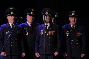 В Великих Луках играла гармонь (фото)