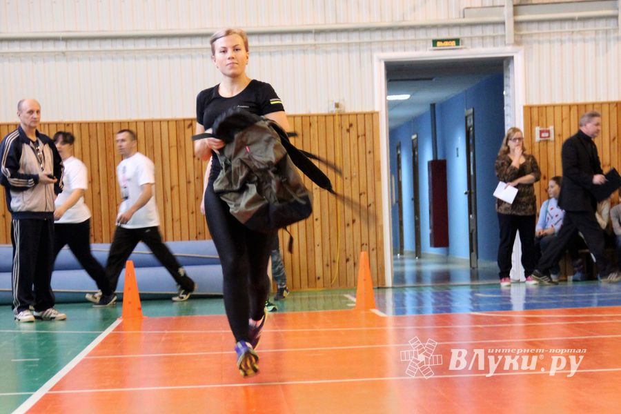 Великолучане одержали победу в зональном этапе «Папа, мама, я – спортивная семья» (ФОТО)