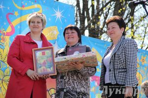 Традиционная весенняя ярмарка прошла в Великих Луках