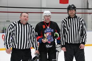 Великолукские хоккеисты в шаге от финала (ФОТО)