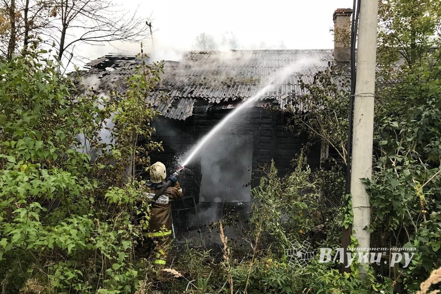 Пожар на проспекте Гагарина в Великих Луках