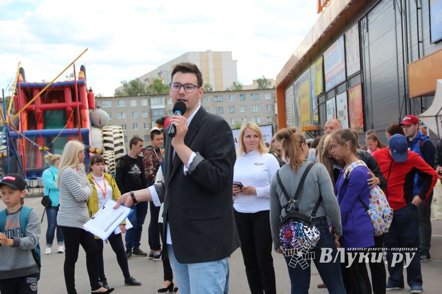 Презентация новой модели LADA Vesta Cross состоялась в Великих Луках (ФОТО)