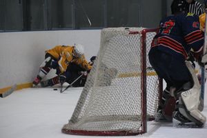 ХК «Луки-Экспресс» обошла псковскую «Гвардию» по буллитам (ФОТО)