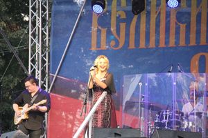 Людмила Чурсина и Пелагея поздравили Великие Луки с 850-летием (ФОТО)