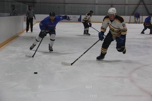 Великолукские хоккеисты одержали победу на домашнем льду (ФОТО)