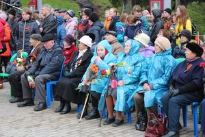 В Великих Луках День Победы празднуют все поколения (ФОТО)