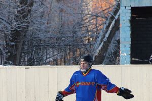Великолукские хоккеисты разгромили гостей (фото)