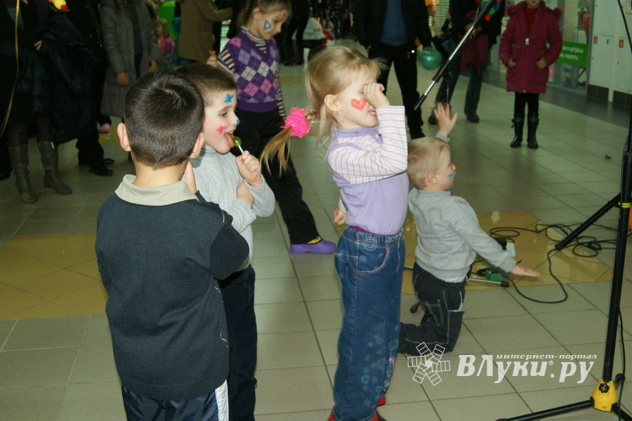 Ночь Распродаж в ТЦ «Апельсин»