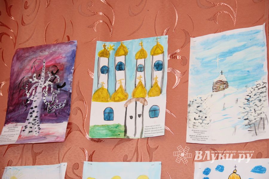 «Красота Божьего мира» в рисунках дошколят Великих Лук (ФОТО)