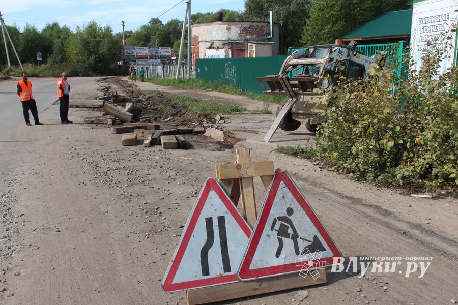 Улицу Дьяконова расширяют (ФОТО)