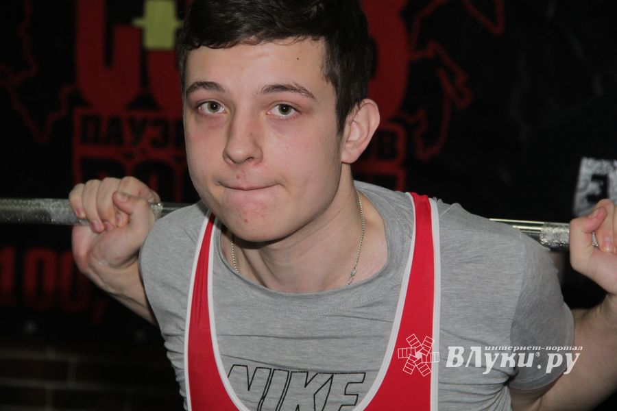 Самые сильные великолучане встретились в «Арене» (ФОТО)