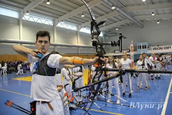 Великолукские спортсмены представят Псковскую область на чемпионате России по стрельбе из лука