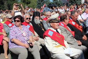 Военный парад в Великих Луках, часть II (ФОТО)