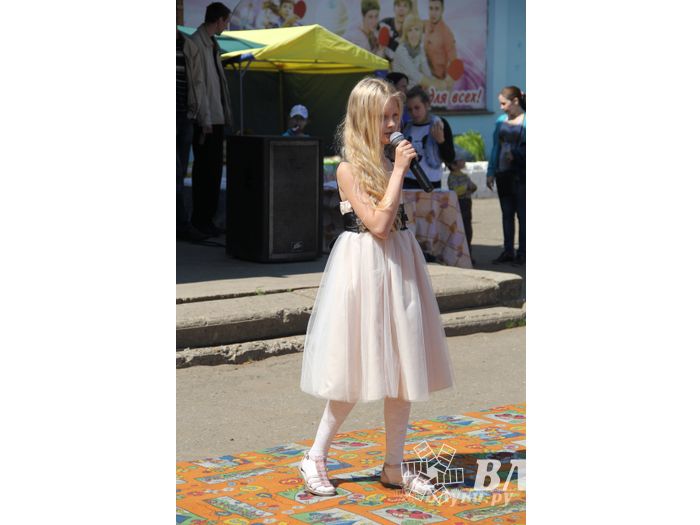 День защиты детей отпраздновали В Великих Луках (фото)