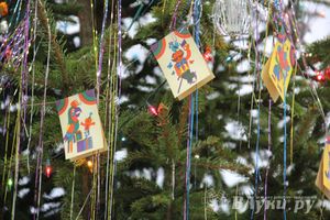 В Великих Луках открылась выставка «Новый год из детства» (фото)