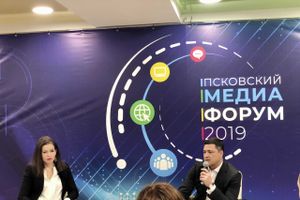 Михаил Ведерников встречается с редакторами СМИ (ФОТО)