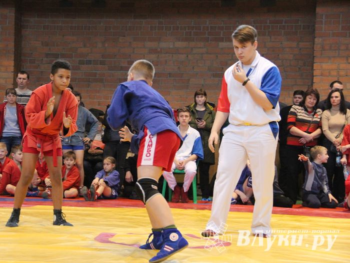 В Великих Луках прошли соревнования, посвященные памяти героев 6-й роты (ФОТО)