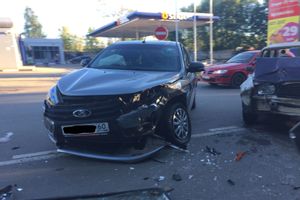 ДТП на Октябрьском в Великих Луках (ФОТО)