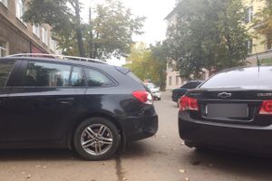 В Великих Луках столкнулись два Шевроле (ФОТО)