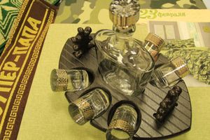 Как польстить мужчине в главный мужской праздник?