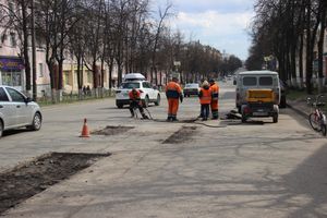 Водителей-великолучан просят быть повнимательнее на проспекте Ленина (ФОТО)