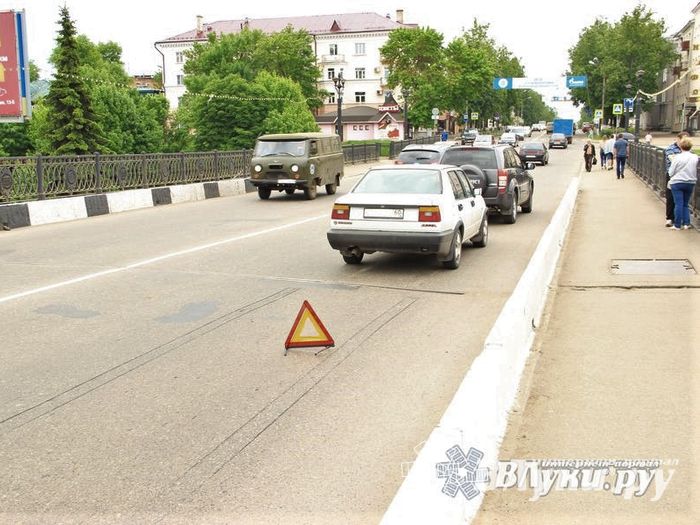 ДТП на центральном мосту (ФОТО)
