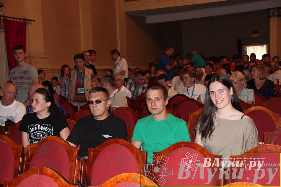 Церемония закрытия 18-й Международной встречи воздухоплавателей в Великих Луках, торжественное награждение