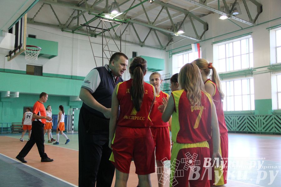 Кубок г. Великие Луки 2014 по баскетболу (фото)
