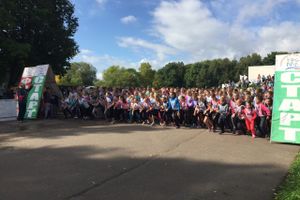 В Великих Луках стартовал Всероссийский день бега «Кросс нации-2017» (ФОТО)