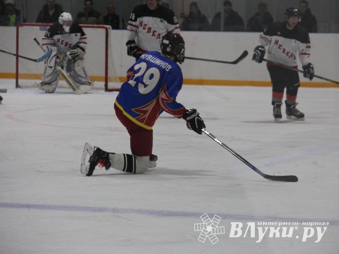 ХК «ЛукиСпорт» разгромила команду Невеля (ФОТО)