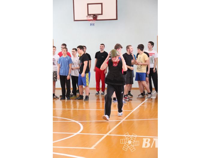 Конкурс «А ну-ка, парни!» прошёл в великолукской гимназии (фото)