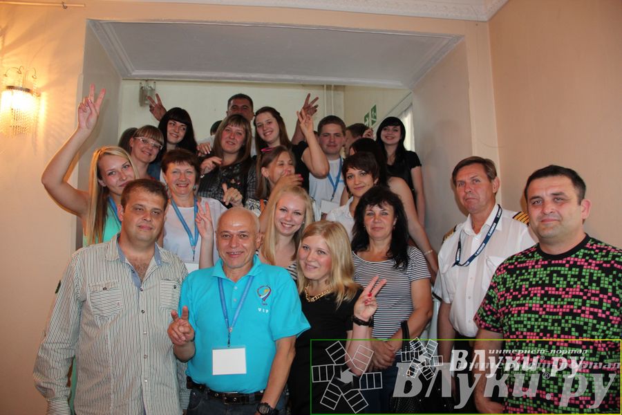 Церемония закрытия 18-й Международной встречи воздухоплавателей в Великих Луках, торжественное награждение